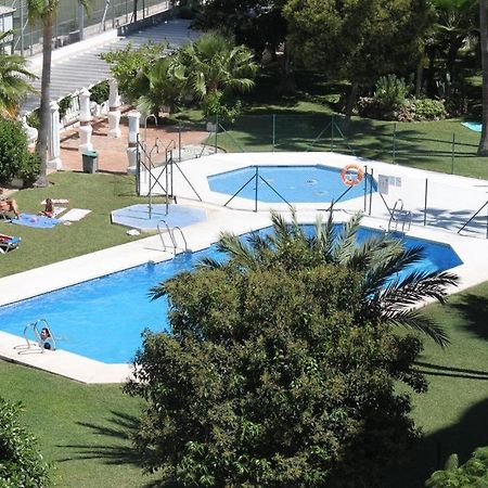 ベナルマデナApartamento Arroyo De La Miel, Luminoso Y Bonitoアパートメント エクステリア 写真