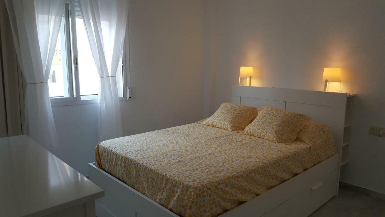 ベナルマデナApartamento Arroyo De La Miel, Luminoso Y Bonitoアパートメント エクステリア 写真