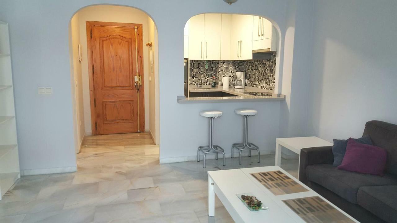 ベナルマデナApartamento Arroyo De La Miel, Luminoso Y Bonitoアパートメント エクステリア 写真