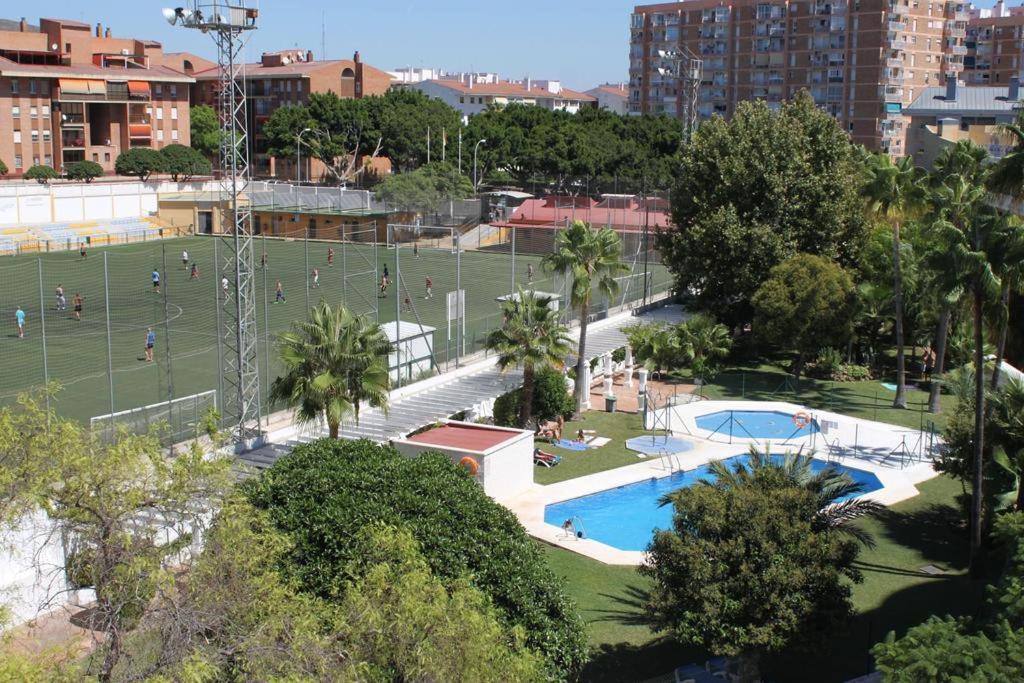 ベナルマデナApartamento Arroyo De La Miel, Luminoso Y Bonitoアパートメント エクステリア 写真